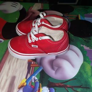 7c Red Low top Vans